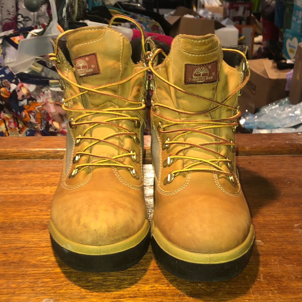 Mens boots size 10